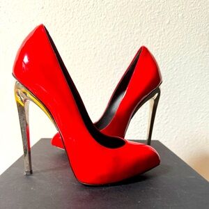 Giuseppe Zanotti red lady heels size 35
